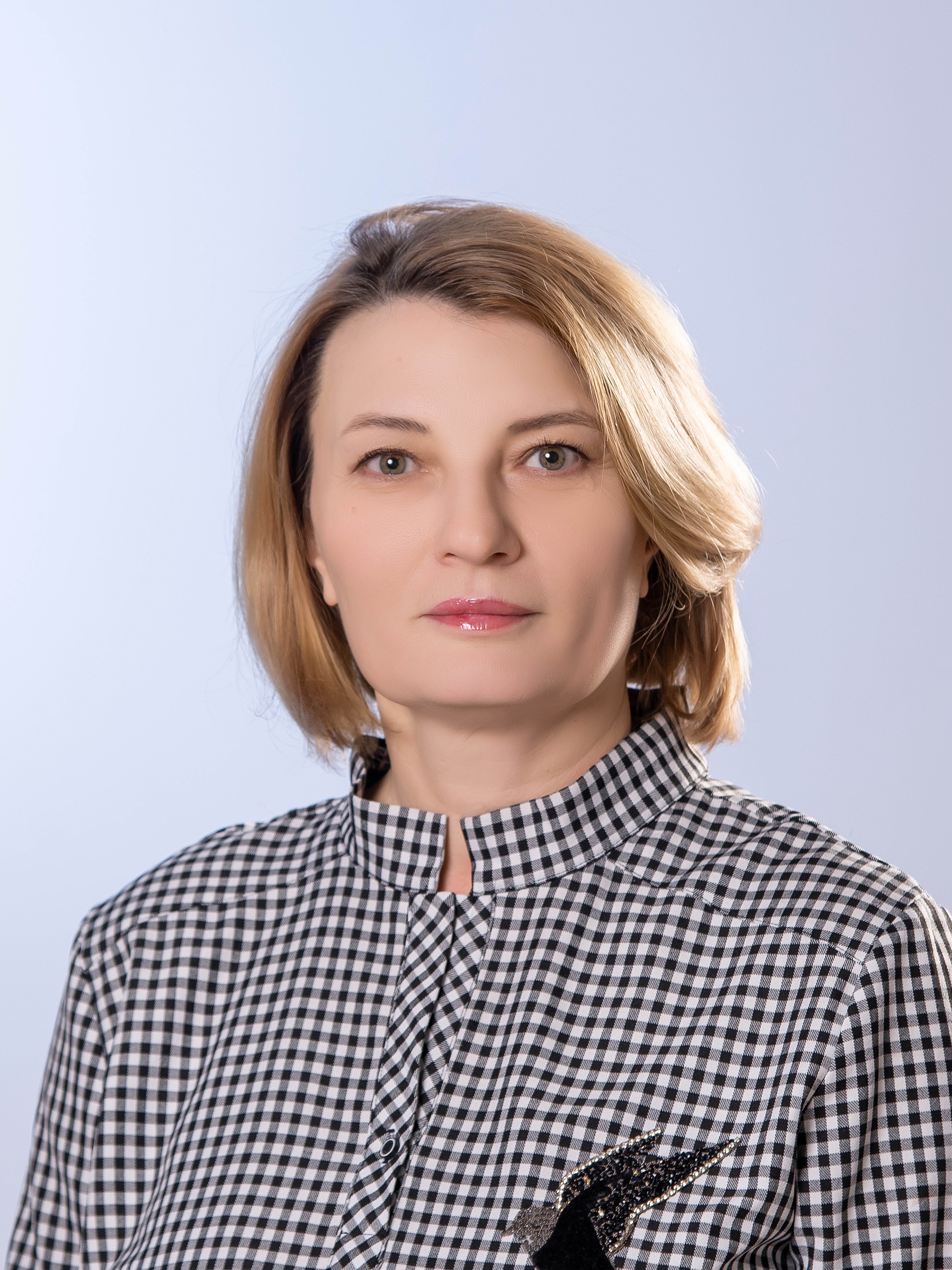 Сафарова Лариса Николаевна.
